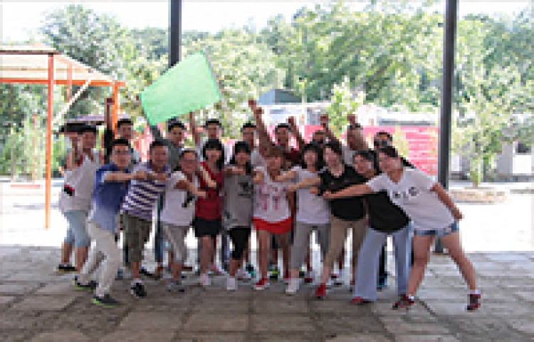In 2016, the company held a group photo of development training activities