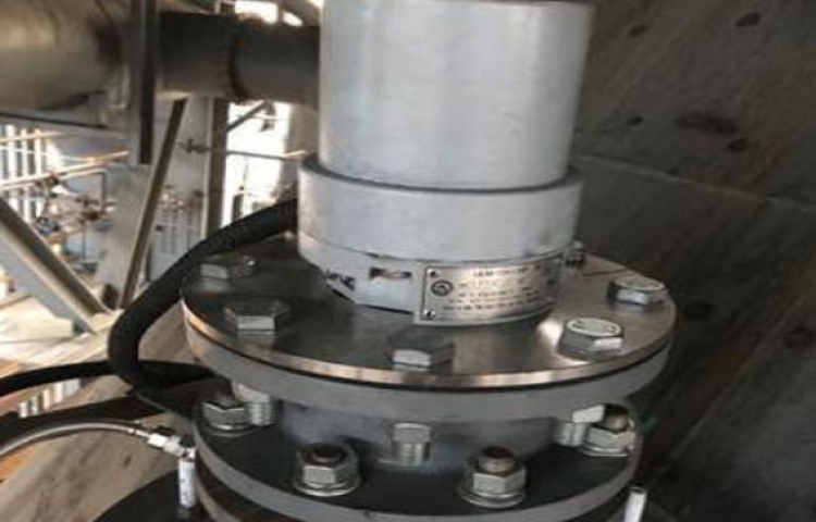 High temperature radar level meter field application picture
